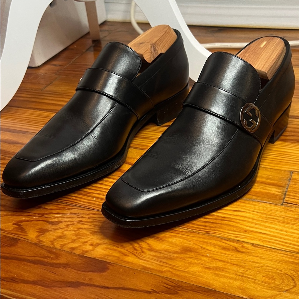 Gucci Black Leather Men's Slip-On Loafers
